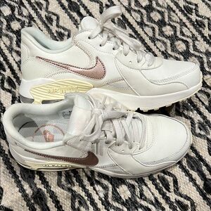 Nike White and Pink Sneakers with Breathable Mesh